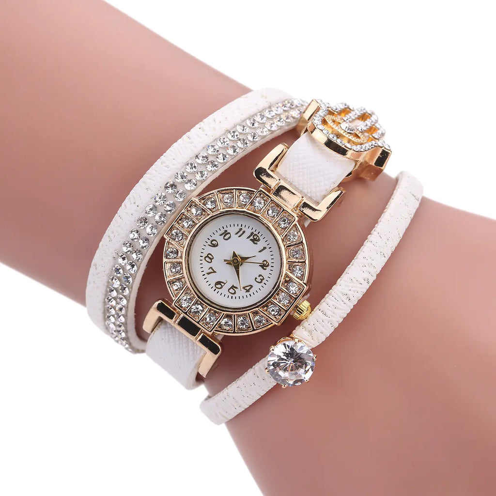 Fashion Women's Quartz Watch with Pendant Bracelet