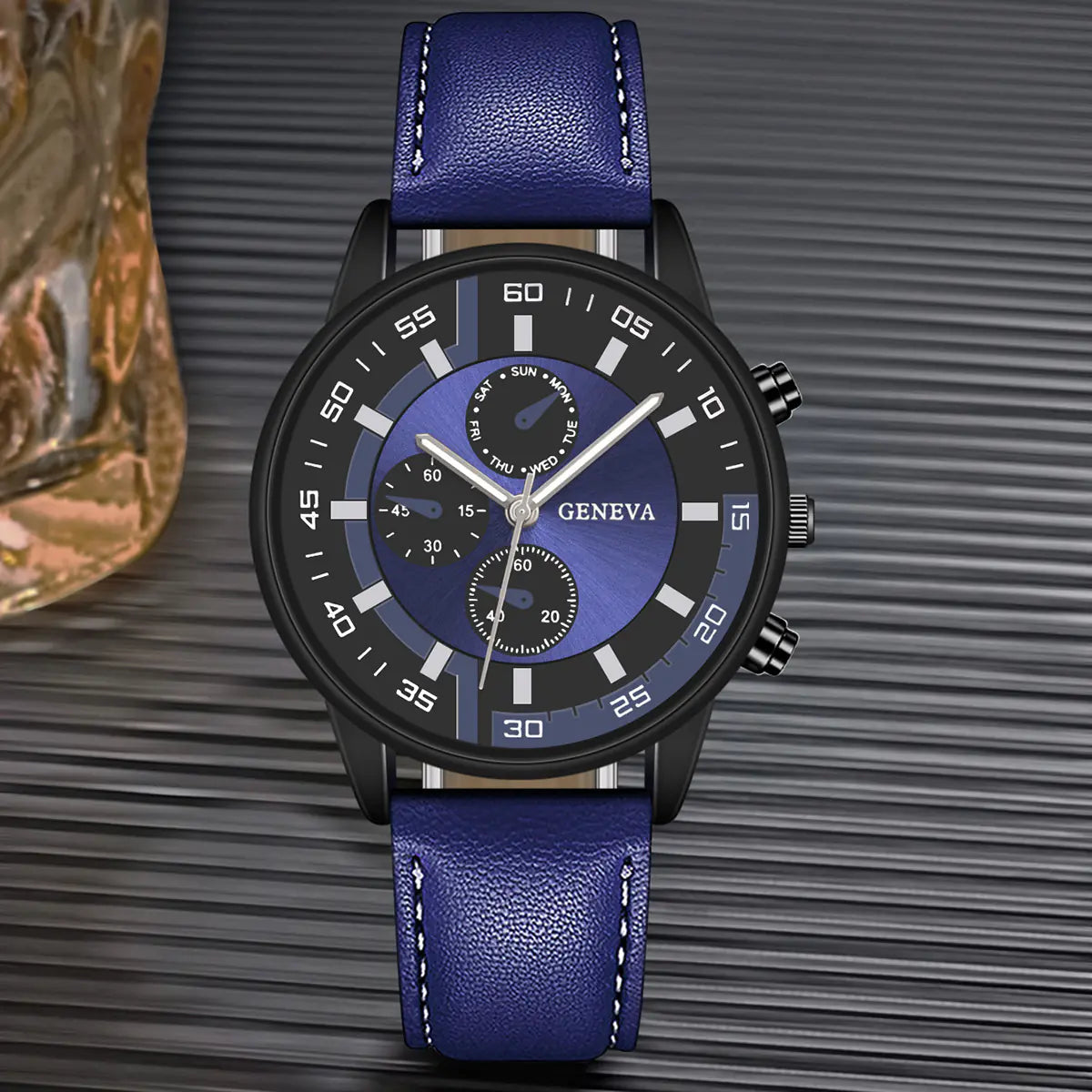 Fashion Quartz Watch for Men with PU Strap (Gift Box)