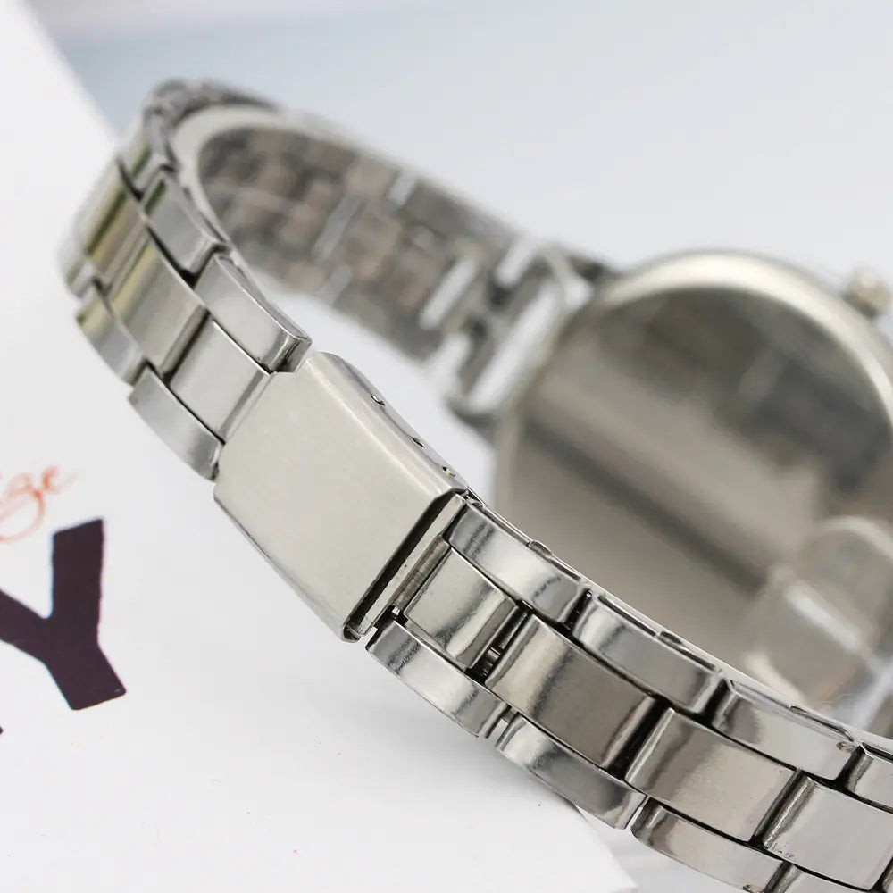 12-Crystal Steel Band Women's Fashion Quartz Watch