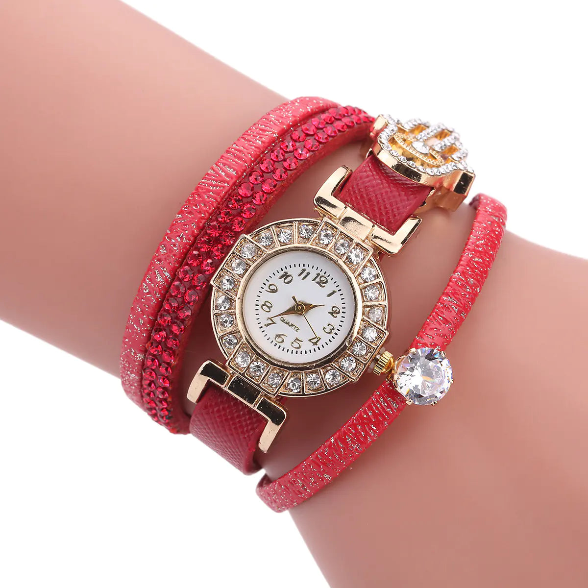Fashion Women's Quartz Watch with Pendant Bracelet