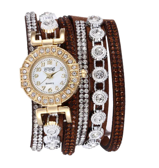 Fashion Women's Quartz Watch with Pendant Bracelet