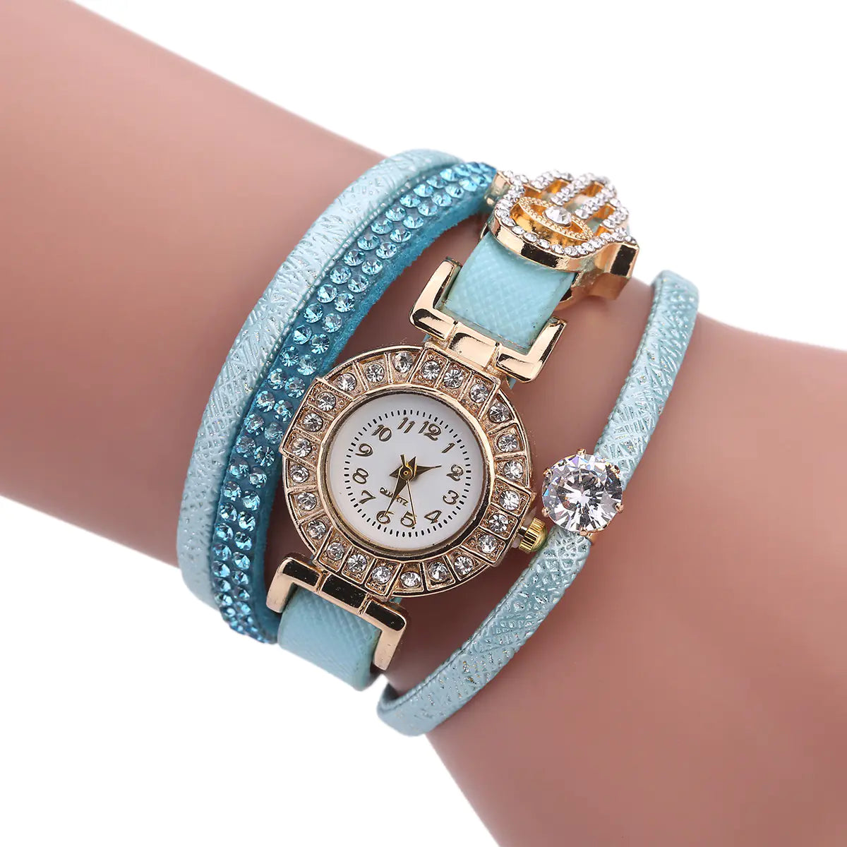 Fashion Women's Quartz Watch with Pendant Bracelet
