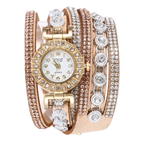 Fashion Women's Quartz Watch with Pendant Bracelet