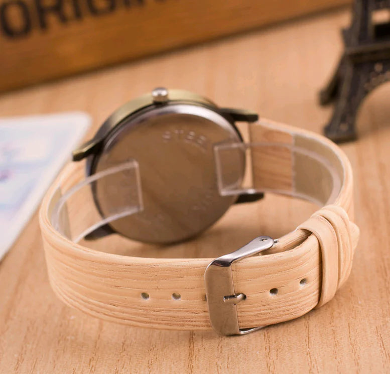 Fashion Wooden Grain Watch for Men and Women
