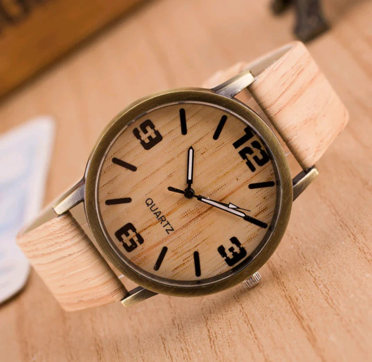 Fashion Wooden Grain Watch for Men and Women